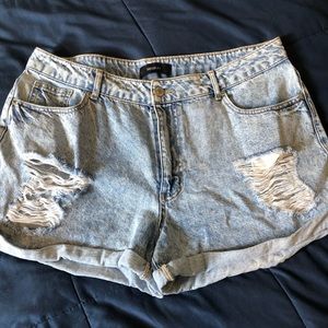 Forever 21+ jean shorts size 14